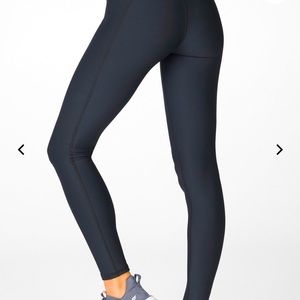 NWT Fabletics high-waist cold-weather legging XS-T